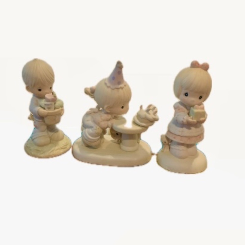 3 Precious Moments Excellent condition. No Box